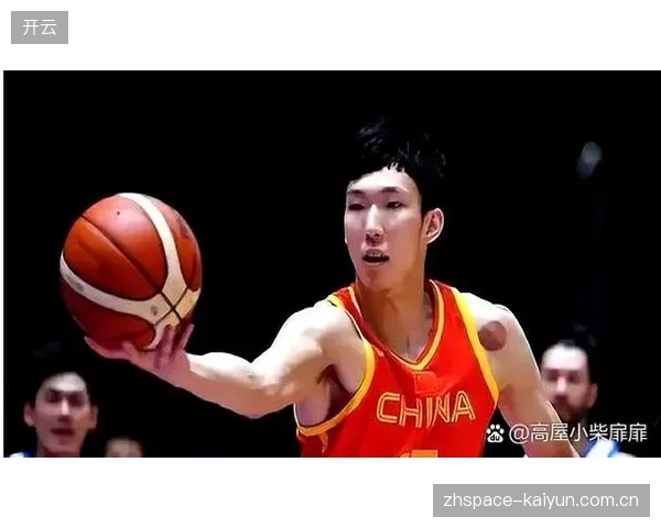 中国男篮主帅郭士强将重点考察新人,为2027年世界杯预选赛储备力量。 中国男篮主帅郭士强将重点考察新人,为2027年世界杯预选赛储备力量。